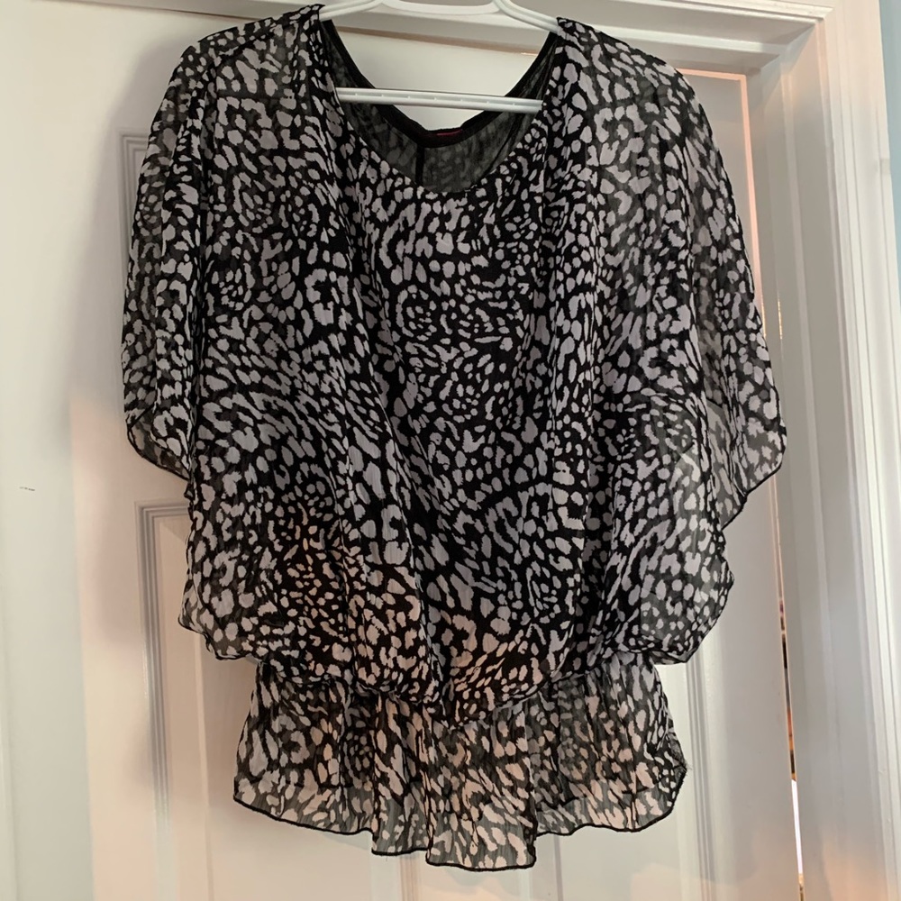 Cinched bottom blouse